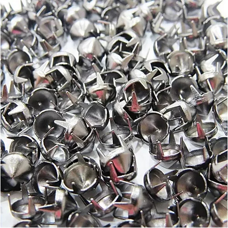 grampo tacha Spike 07mm para roupas e bolsas 100 Peças Pequeno em Oferta na Shopee