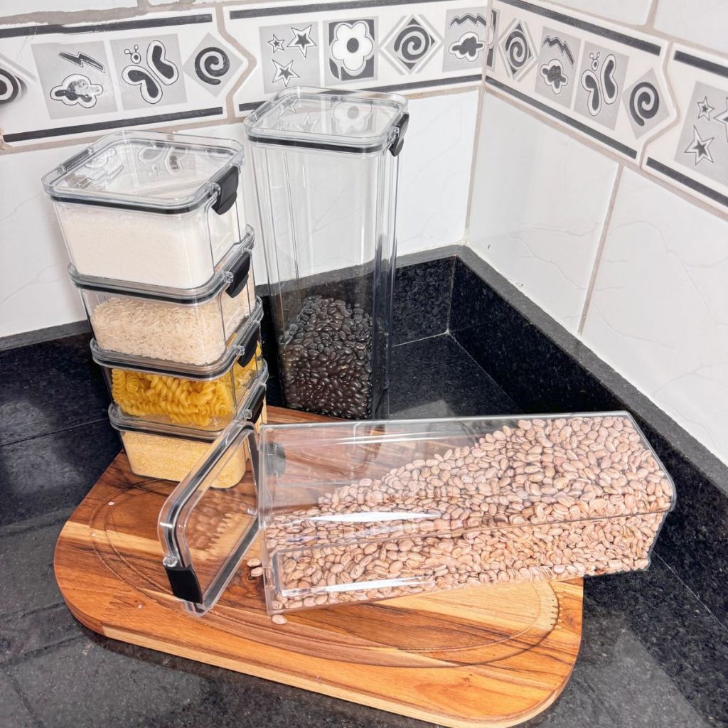 Conjunto de 6 Potes Herméticos em Acrílico Cristal com Trava e Design Empilhável - Organizador para Mantimentos