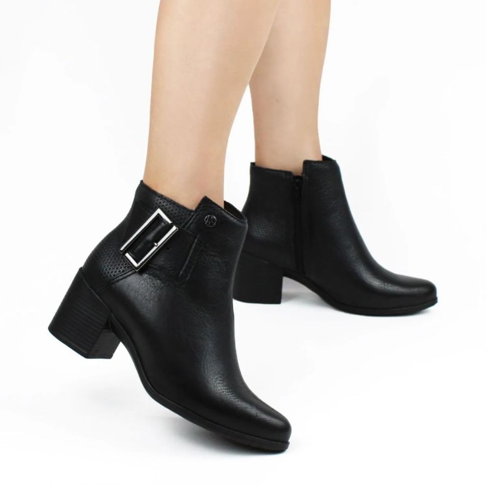 Bota Feminina Montaria Fivela Couro Legitimo Bottero Confort