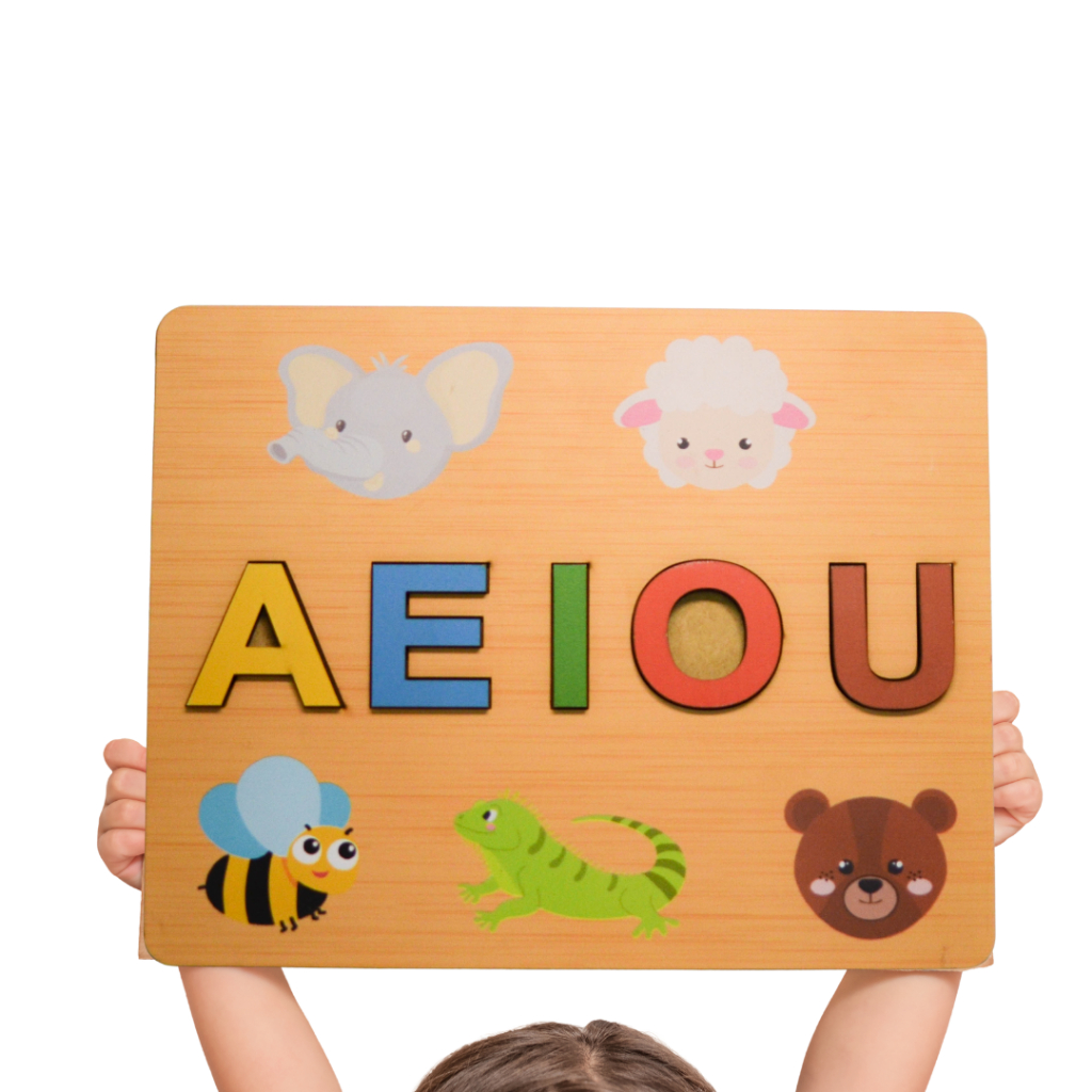 Jogo de encaixe vogais em mdf educativas brinquedo pedagogico autismo aeiou sensorial montessori