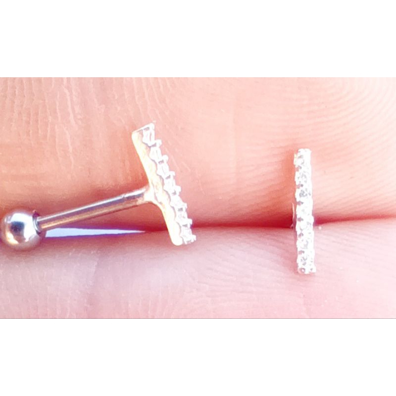 Piercing Tragus palitinho cravejado com zircônia prata 925 Cód:2007