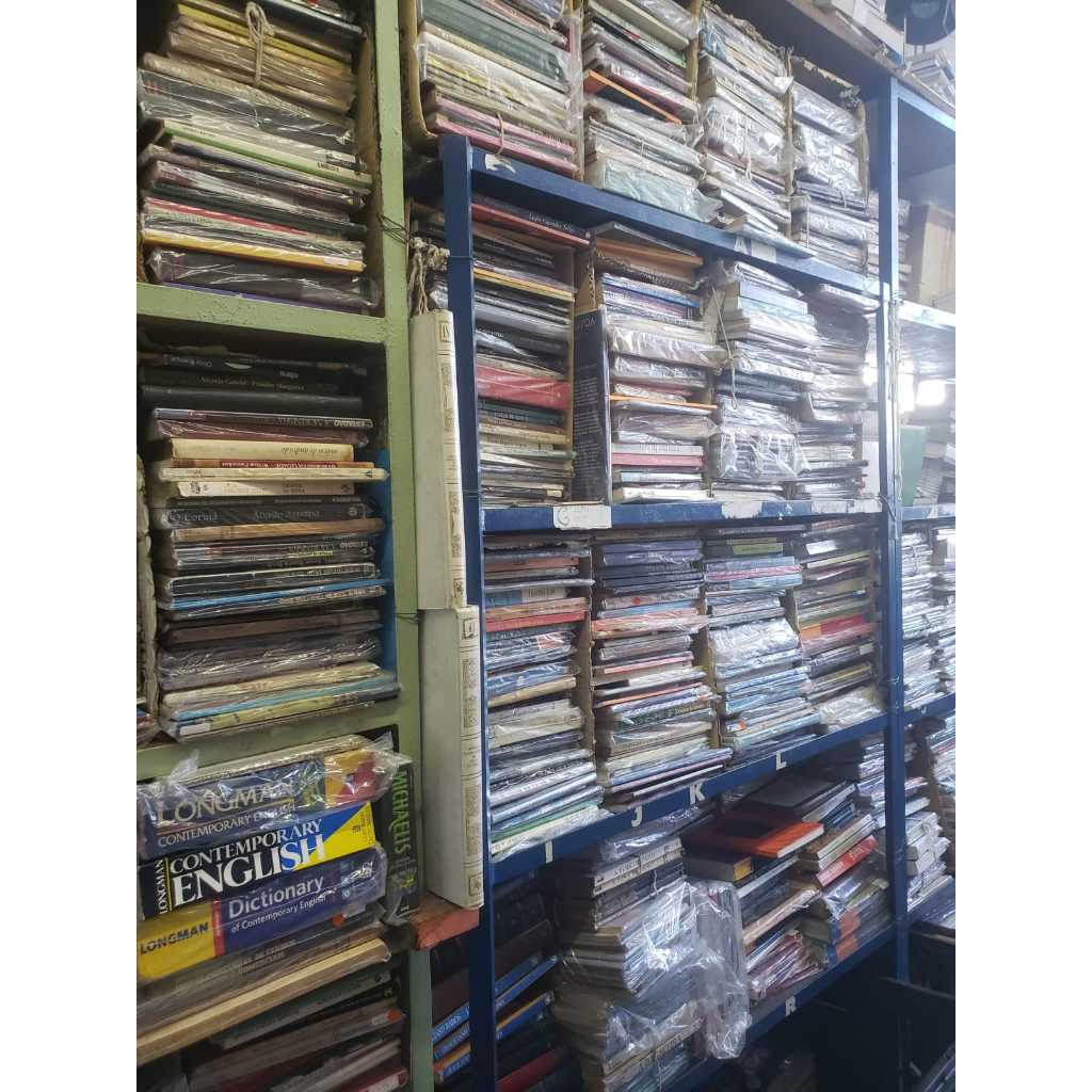 Livros Católicos Compre 5 Ganhe 1 a Mais Variados sem Repetição Capas Autores Diversos Aleatórios por Apenas R$ 40 Reais