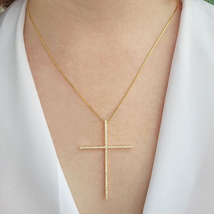 Colar Corrente de Crucifixo Cruz Cravejado Feminino Folheado a Ouro 18k