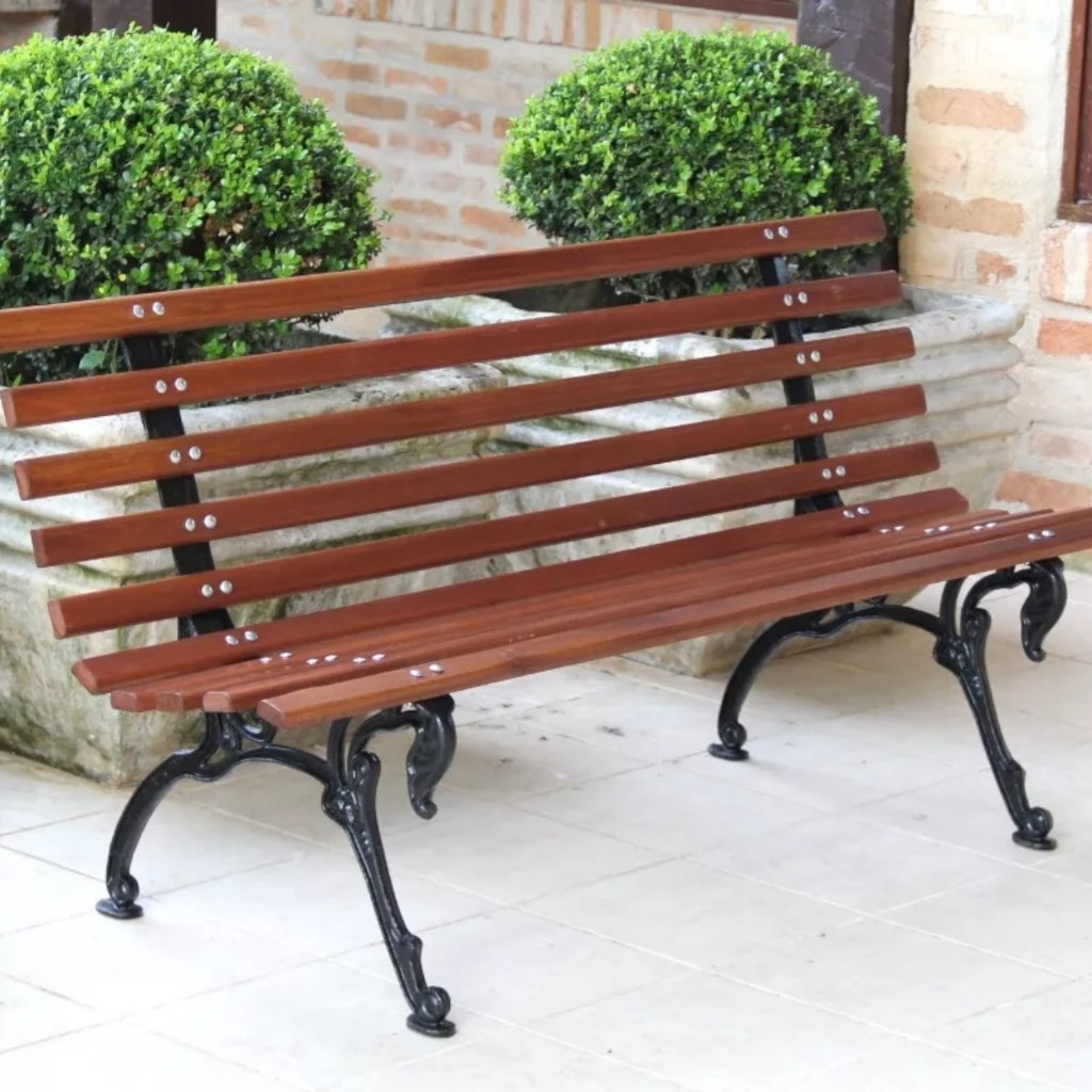 Banco Jardim Cavalo Bancos na Black Friday 2025 | BuscaProdutos