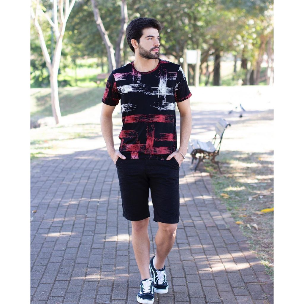 Camiseta Masculina Estampada Camisa Gola O Redonda Malha Fria Moda Estampada Vermelha com Preto Malha Tecido Algodão Penteado Premium Manga Curta Fabricação Própria