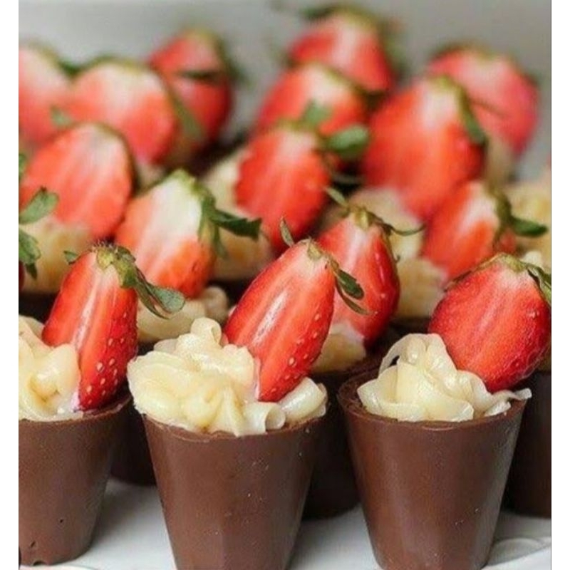 copinho de chocolate redondo doces finos c/ 50 -100 unidades casamento,aniversário e eventos em Oferta na Shopee