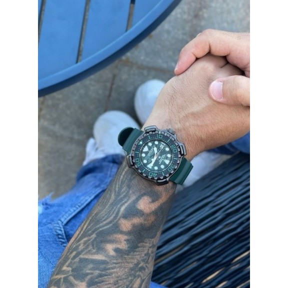 Relógio De Pulso Masculino Eletrônico Autofunções Citizen Tuna Promaster Marine Titanium Diver Eco-Drive