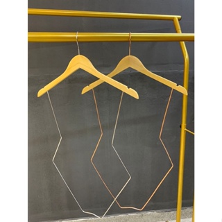 1 Silhueta Madeira Marfim Adulto Cromado - Moda Luxo em Oferta na Shopee