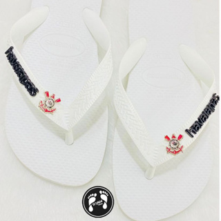 Chinelo Havaianas Top branco com Pingentes Timão Corin./ plaquinha preta 23/24 ao 47/48 Original ®️ em Oferta na Shopee