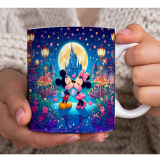 Caneca Personalizada Minnie e Mickey se beijando em Oferta na Shopee