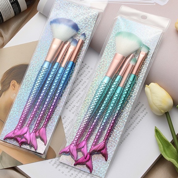 Kit 4 Peças Pincel Sereia de Maquiagem Para Sombra Blush Contorno Pó Sombra Pronto Entrega Sortidos - WL
