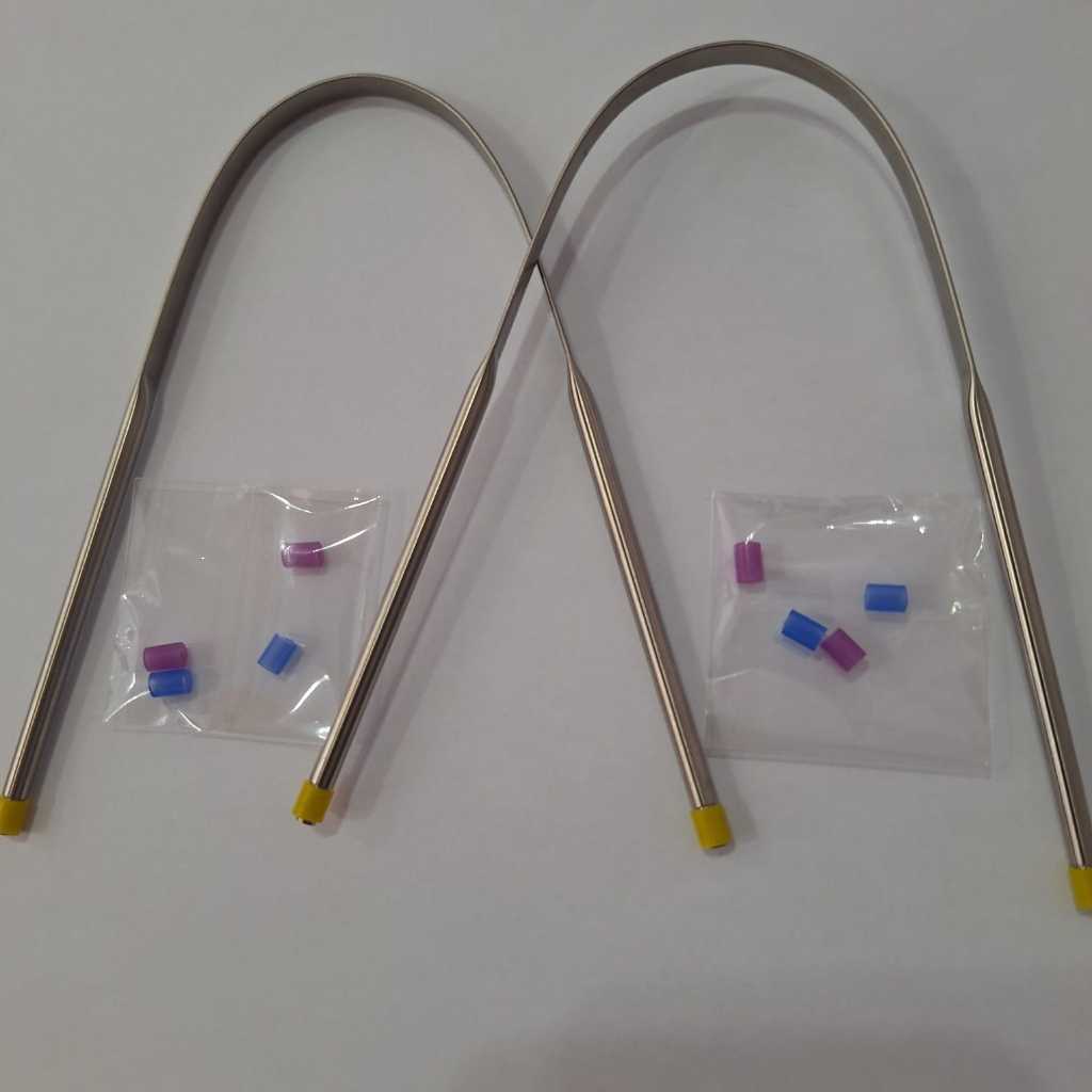 Kit 2 pçs Raspador Limpador de Língua em Aço Inoxidável Cirúrgico + Identificador. Fabricação nacional
