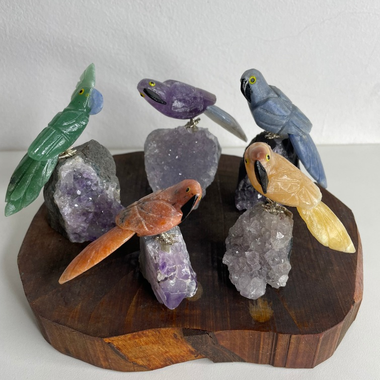 Pássaros de pedras naturais, coleção, decoração, esculturas lindas naturais, enfeites em Oferta na Shopee