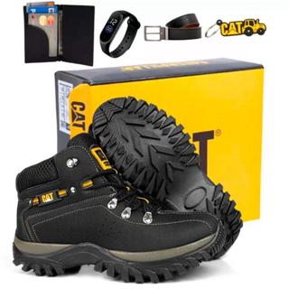 Bota Coturno Masculina De Couro Costurado Com Solado Antiderrapante Resistente + Cinto Carteira Relogio e Chaveiro