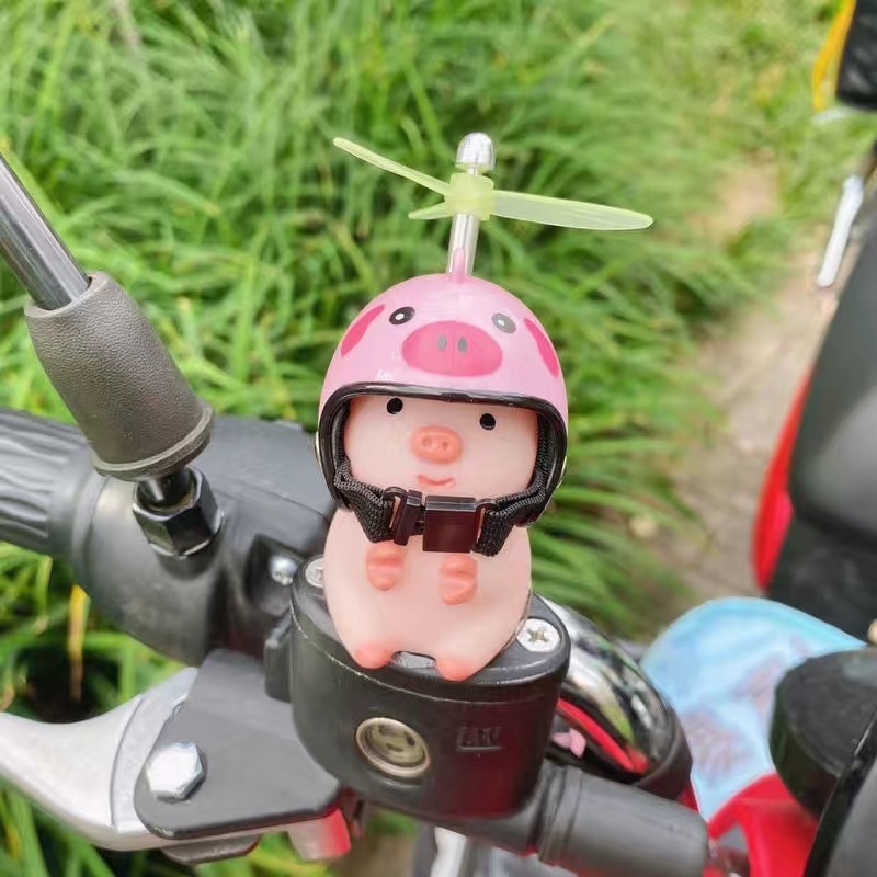 Mini Borracha Porco Rosa Boneca Bonito Hélice Automóvel Decoração Da Motocicleta Bicicleta Universal em Oferta na Shopee