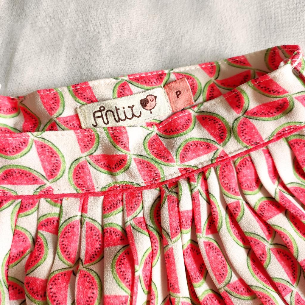 Short Saia Plissado Melancia tam. P | Antix