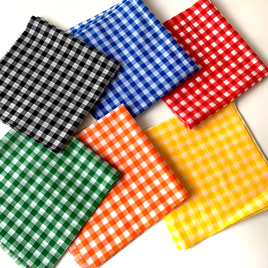 Toalha d/mesa TNT 70x70 XADREZ 15uni p/FESTAS/ EVENTOS/ COMEMORAÇÕES em Oferta na Shopee