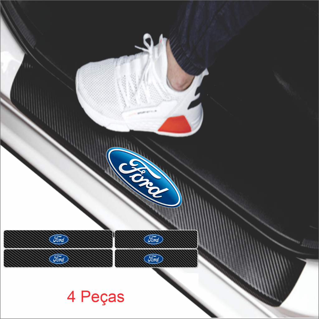 Kit 4 Peças Soleira Automotiva FORD Universal com Emblema Efeito Fibra de Carbono anti Risco Todos os Modelos A ASPIRE BELINA BRONCO SPORT CLUB WAGON CORCEL CORCEL II COURIER CROWN VICTORIA CUPÊ DEL REY ECONOLINE ECOSPORT EDGE ESCAPE ESCORT EXPEDITION