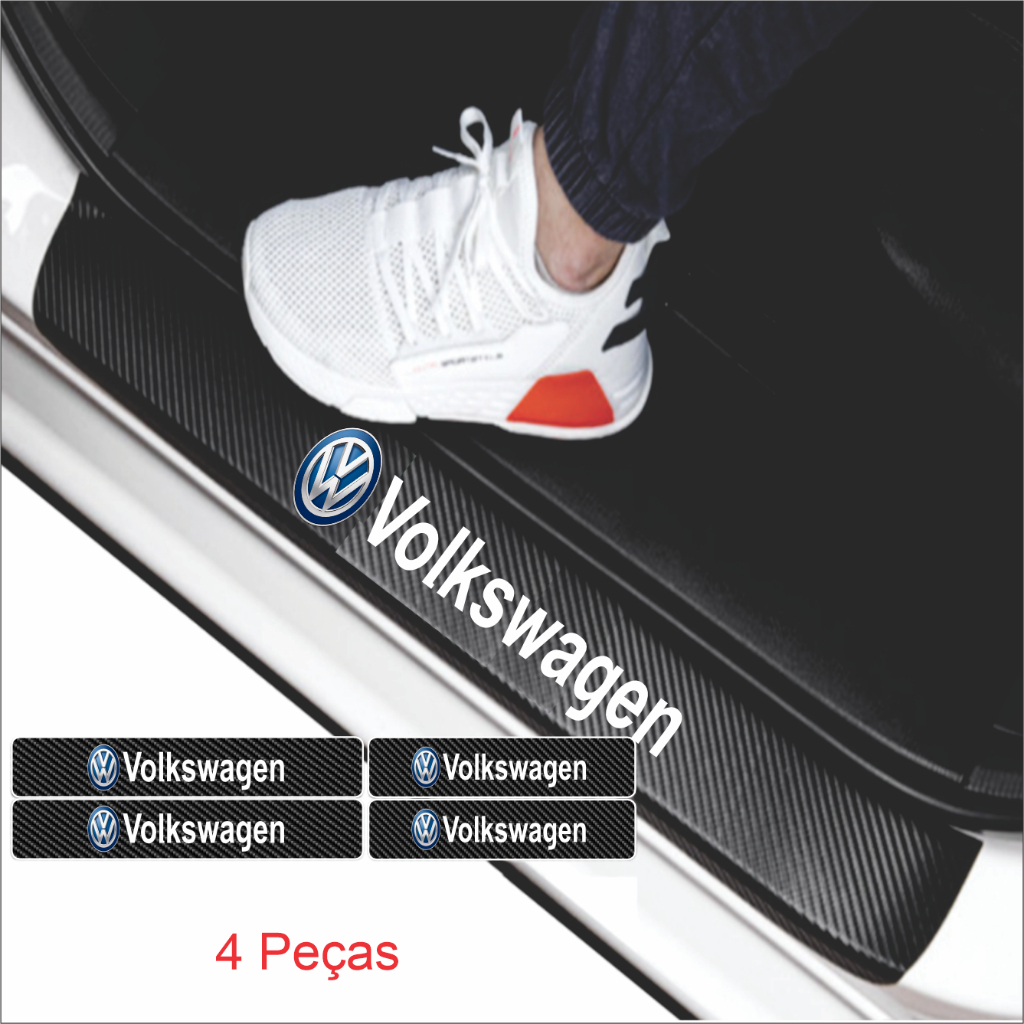 Kit Volkswagen Soleira Com Emblema fundo Efeito Fibra de Carbono 4 pçs Anti Risco Universal AMAROK  BORA BRASILIA BUGGY CARAVELLE CROSS UP CROSSFOX EOS EUROVAN FOX FUSCA GOL GOLF ID.BUZZ JETTA KARMANN-GHIA KOMBI LOGUS