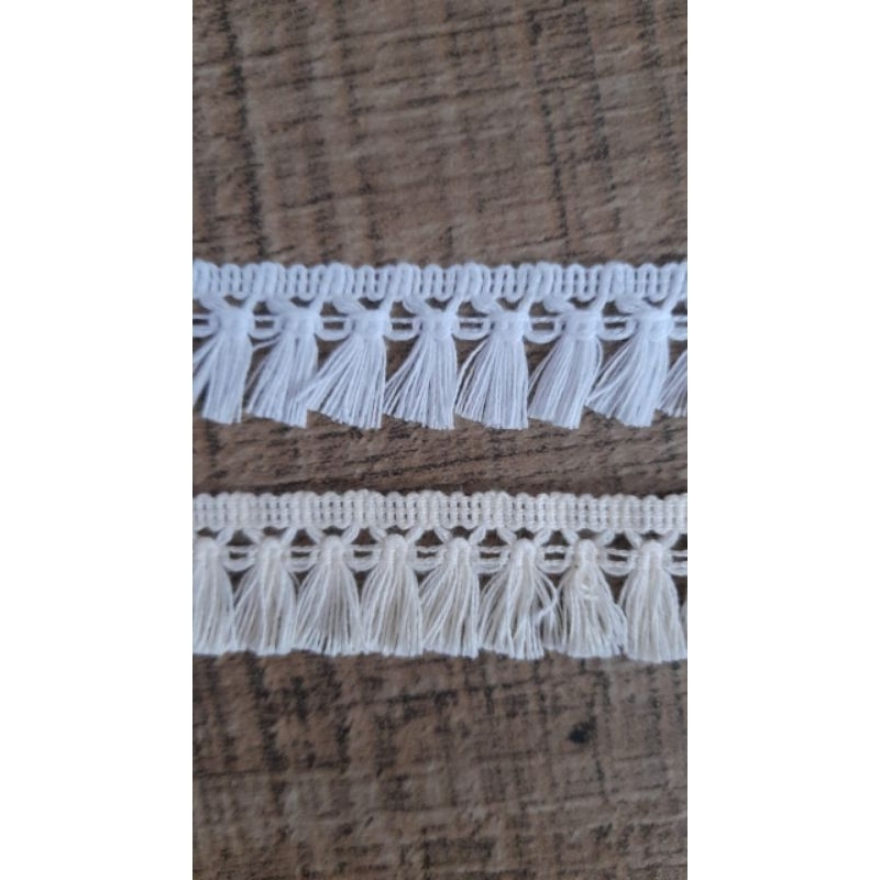 renda algodão natural 2.2cm franjas/cor cru e branca 100%algodão/ 10 metros