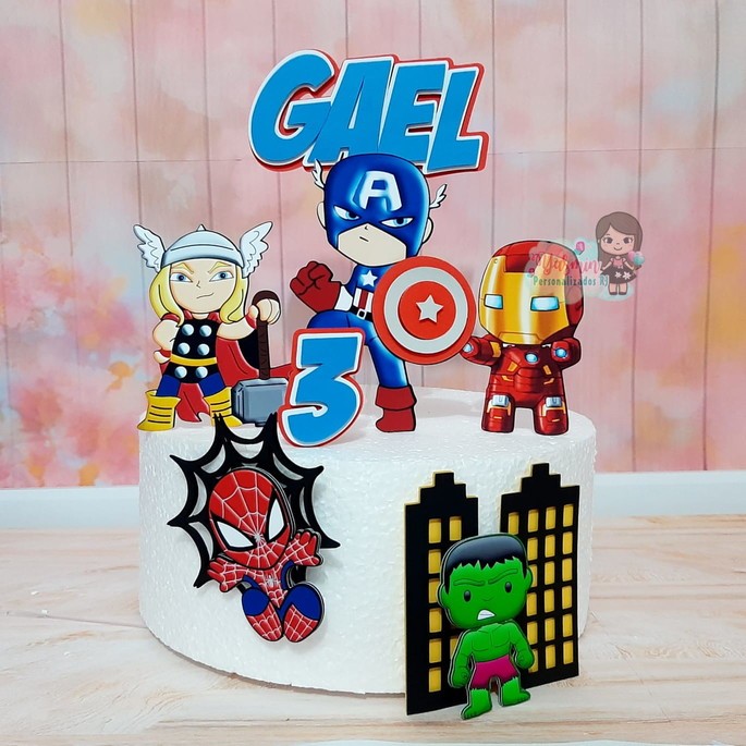 Topo de bolo Vingadores Baby - Super heróis em 3d em Oferta na Shopee