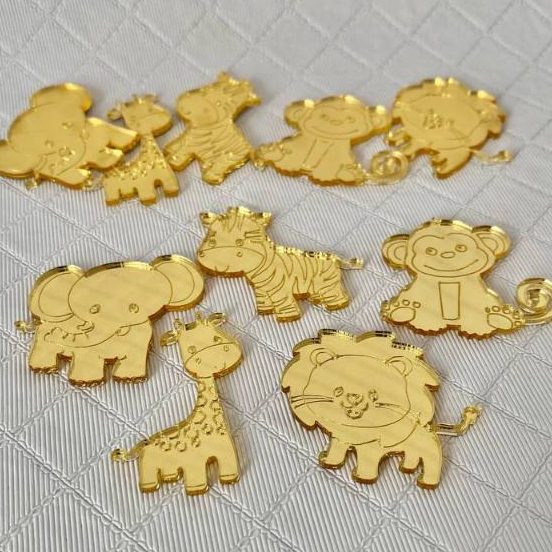 Aplique espelhado dourado Safari 10 unidades sortido 4cm em Oferta na Shopee