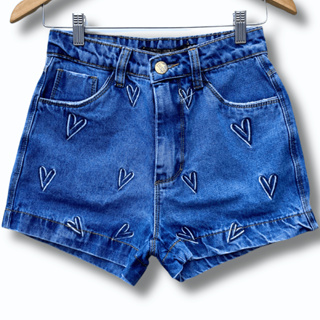 Short jeans feminino cintura alta bordado de coração em Oferta na Shopee