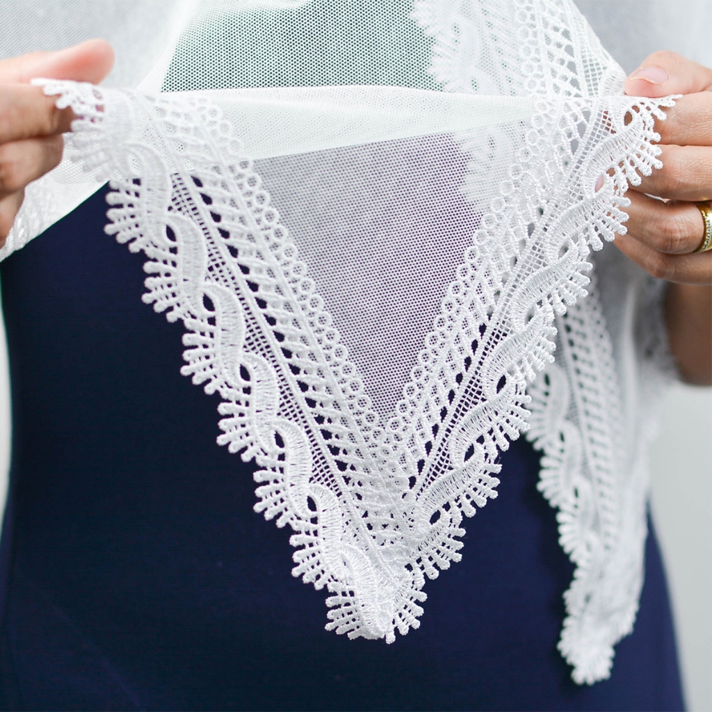 Véu Ccb Adulto Renda Guipir Floral (mod. Cássia) em Oferta na Shopee