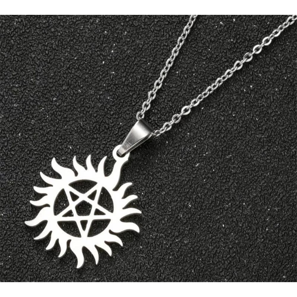 Colar Anti-Possessão Pentagrama em Aço Inoxidável Pingente Símbolo Supernatural Sobrenatural Dark Artesanal