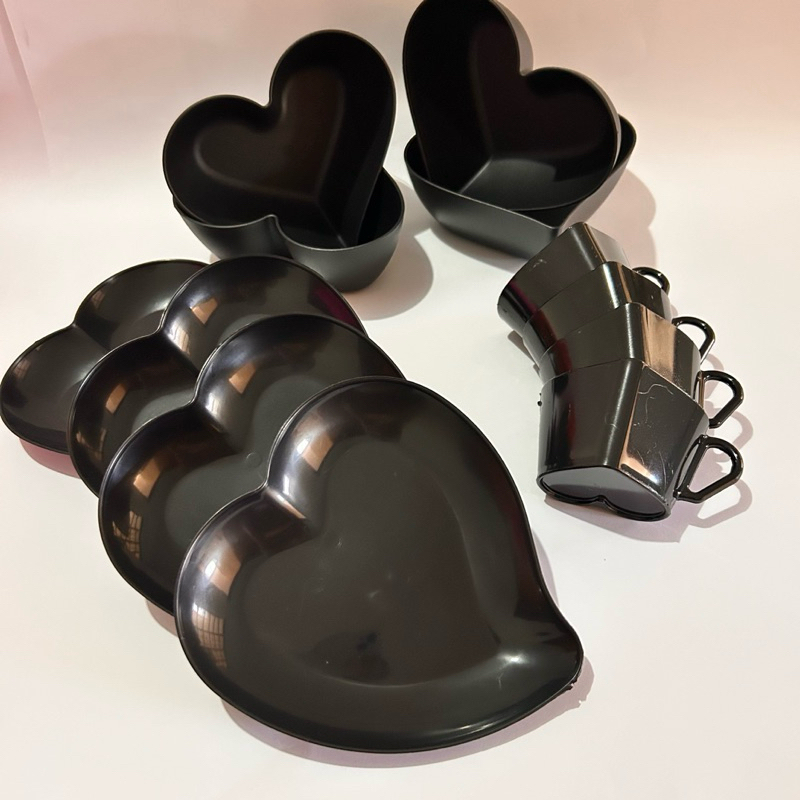 Kit Coração  Pratinhos , Cumbuca coração e Xícara Coração Kits 6 e 12 peças