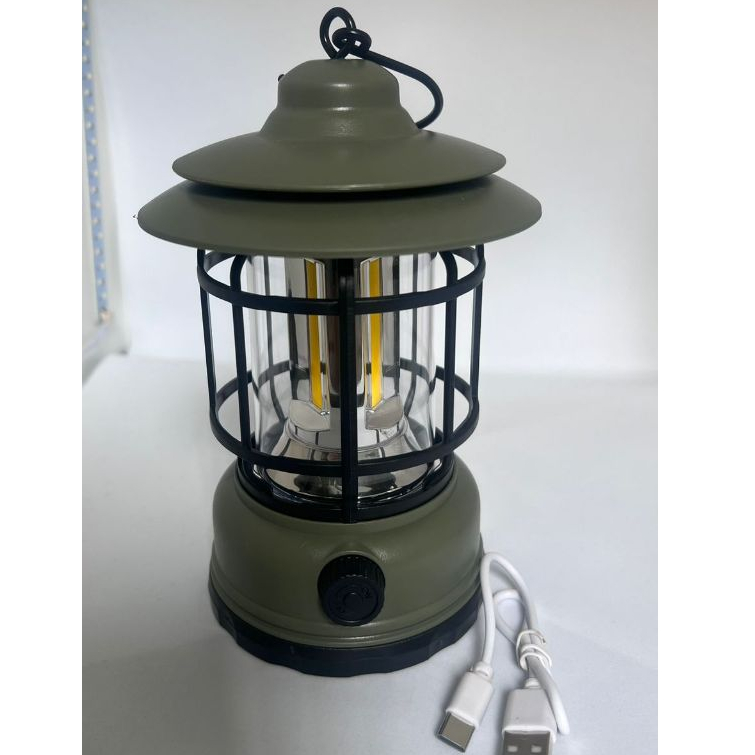 lampião retro para camping ,LED portátil , recarregável.