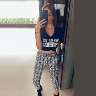 Conjunto don’t ask why? Conjunto feminino - cropped e pantacourt - blusa e calca