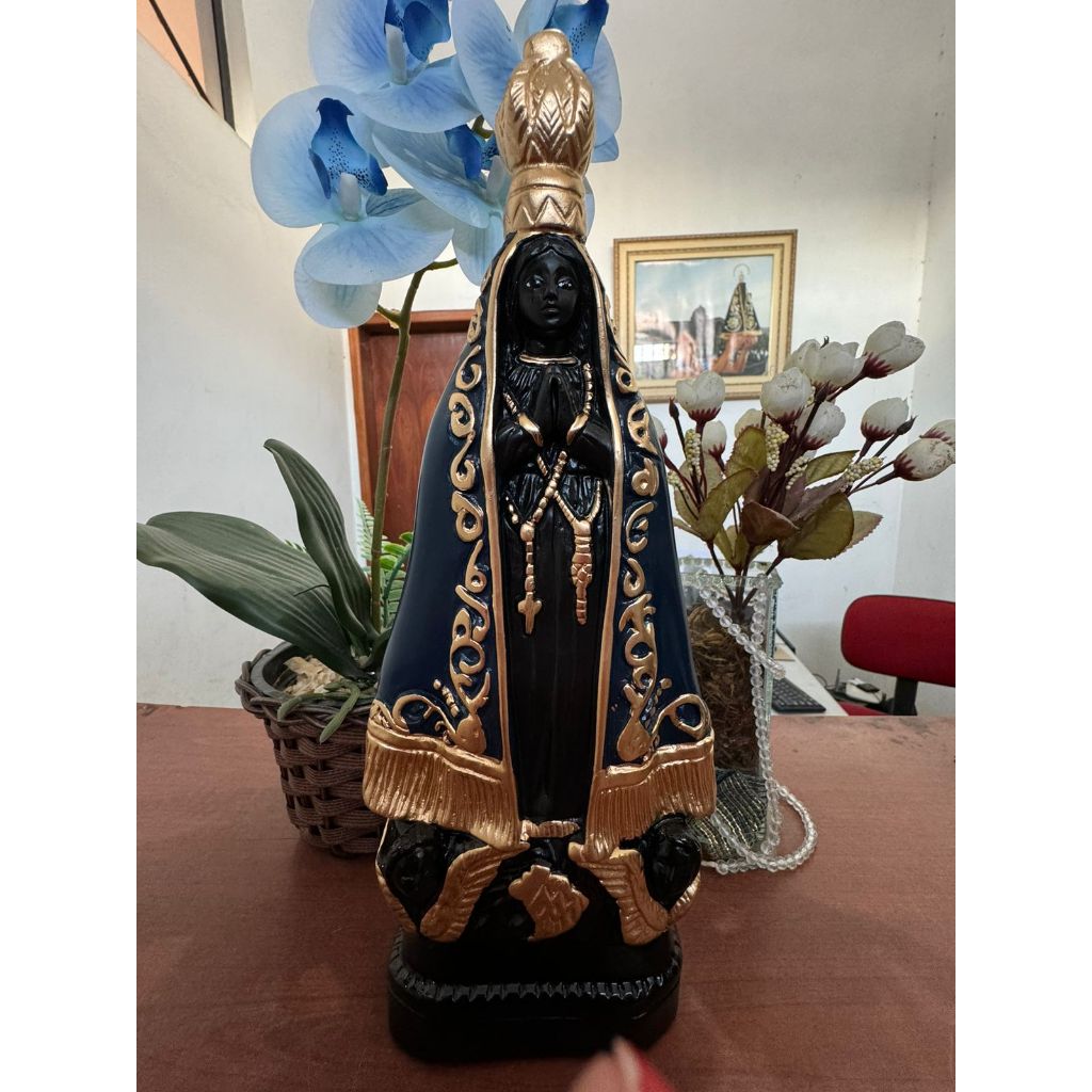 Imagem Nossa Senhora Aparecida 30cm com coroa fixa de gesso Imagem de Nossa Senhora Aparecida pintura automotiva