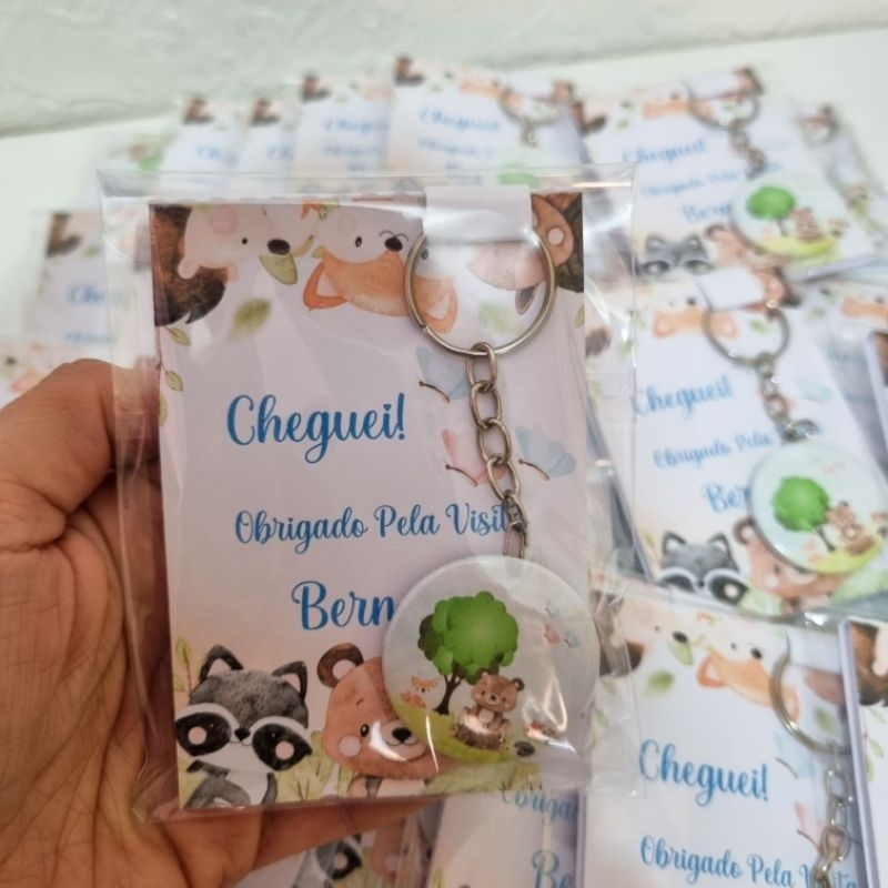 kit Lembrancinha Maternidade Bosque Menino Personalizado com Nome do Bebê Lembrança Nascimento Bloquinho + Chaveiro