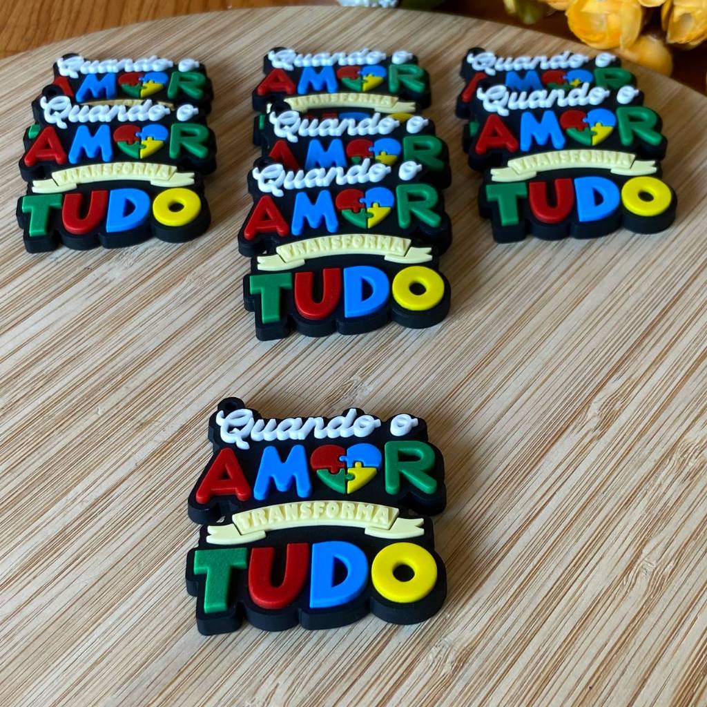 Emborrachado Autismo Frase 5cm. 10un ou mais. Pingente Cod.100237