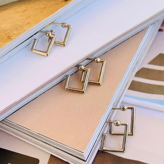 Kit trio de Brincos argolinhas quadradas folheados a prata