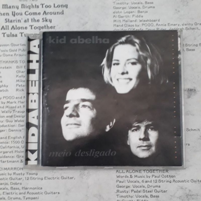 CD Kid Abelha - Meio Desligado 1994 WEA Discos 15 músicas part Lulu Santos Wagner Tiso canções George Israel Paula Toller