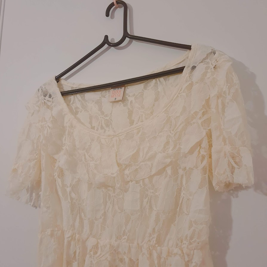 Blusa toda rendada sobreposição mori girl manga bufante branca creme renda fofinha peplum ciganinha laço lastex pastel color candy romântica delicada camponesa fada fairy retrô vintage boneca kawaii lolita brechó aesthetic cottagecore vitchy pin up