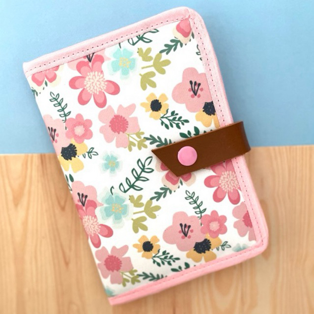 Porta Documentos e Passaporte Floral Rosa – Viagem, Carteira e Cartões