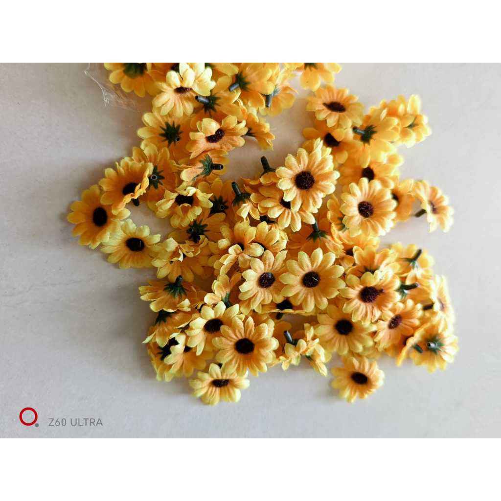 Flor De Mini Girassol Artificial Pacote Com 100 Flores