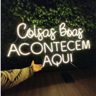 Coisas Boas Acontecem Aqui 90x50cm - Placa Instagramável Led Decoração Quadro para Jardim ...