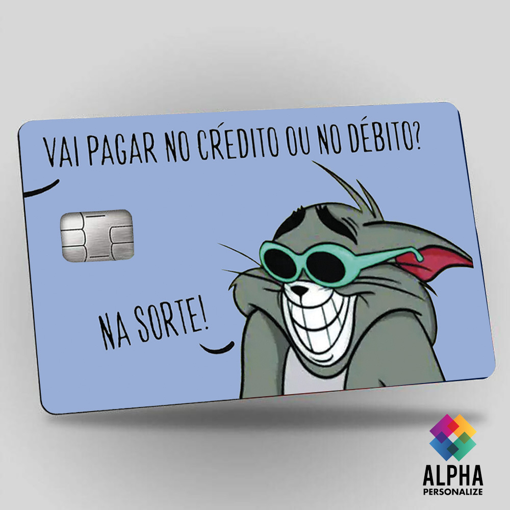 Adesivo Pelicula para cartão tom vai pagar no credito ou no debito engraçado divertido em Oferta na Shopee