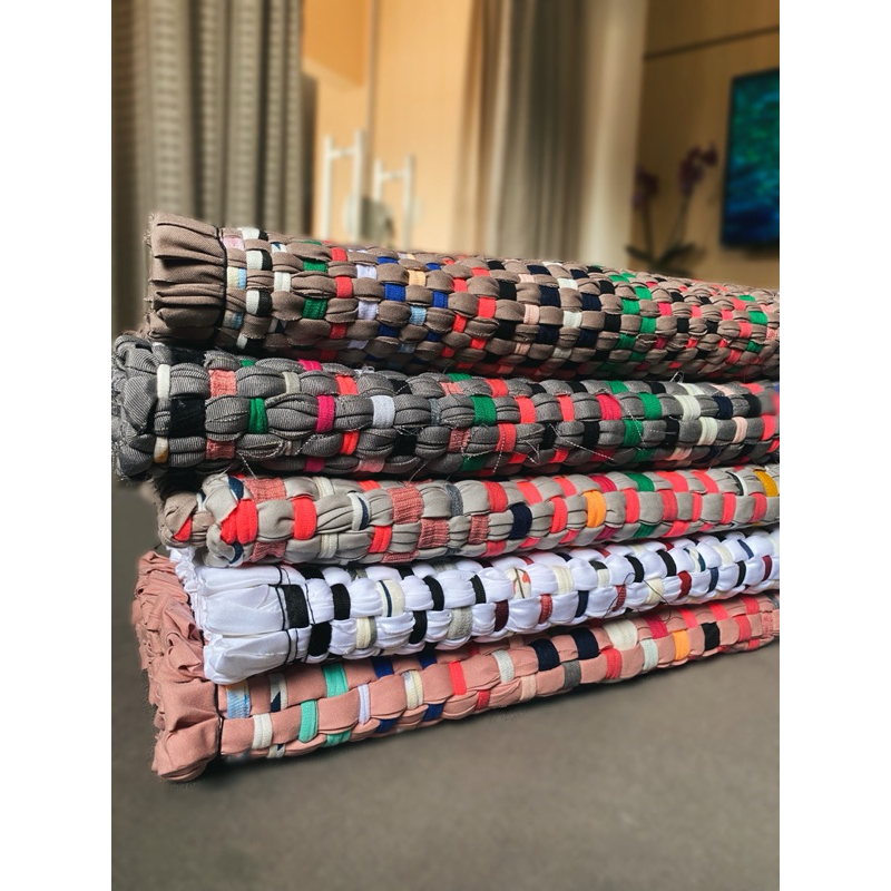 KIT 3 TAPETES 0,68cm x 0,40 cm (mix de malhas) em Oferta na Shopee