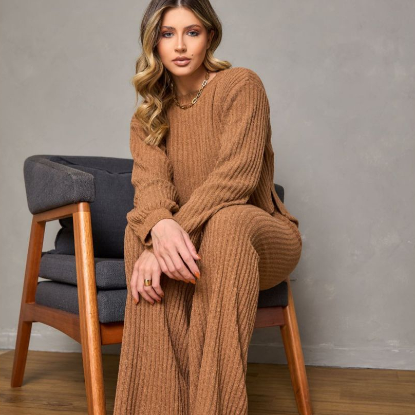 Conjunto Feminino de Tricot Mousse Canelado Cropped Manga Longa + Calça Flare Cordão Moda Inverno