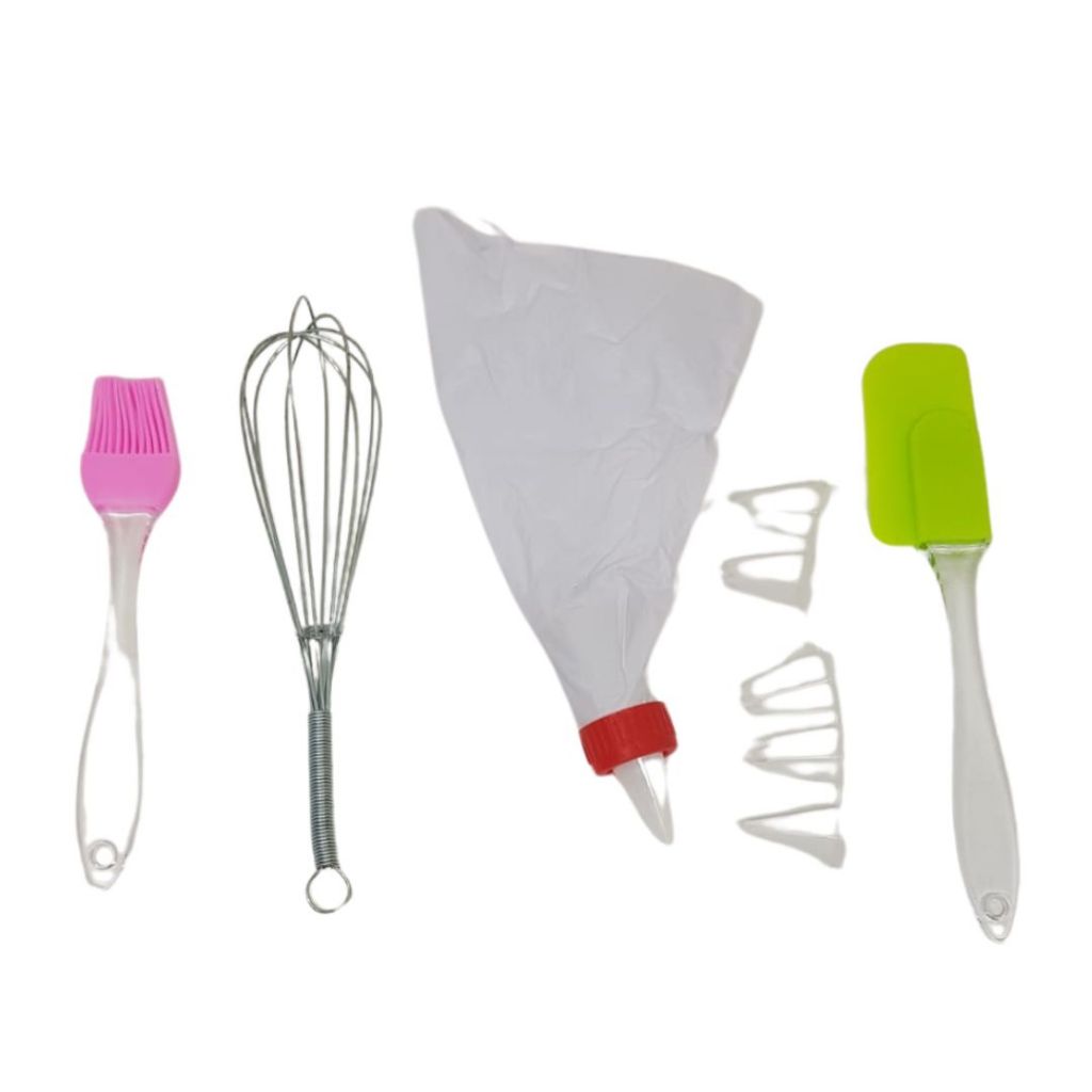 Kit Completo para Confeitaria: Saco de Confeiteiro, Bicos de Confeiteiro, Espátula e Pincel de Siliconado