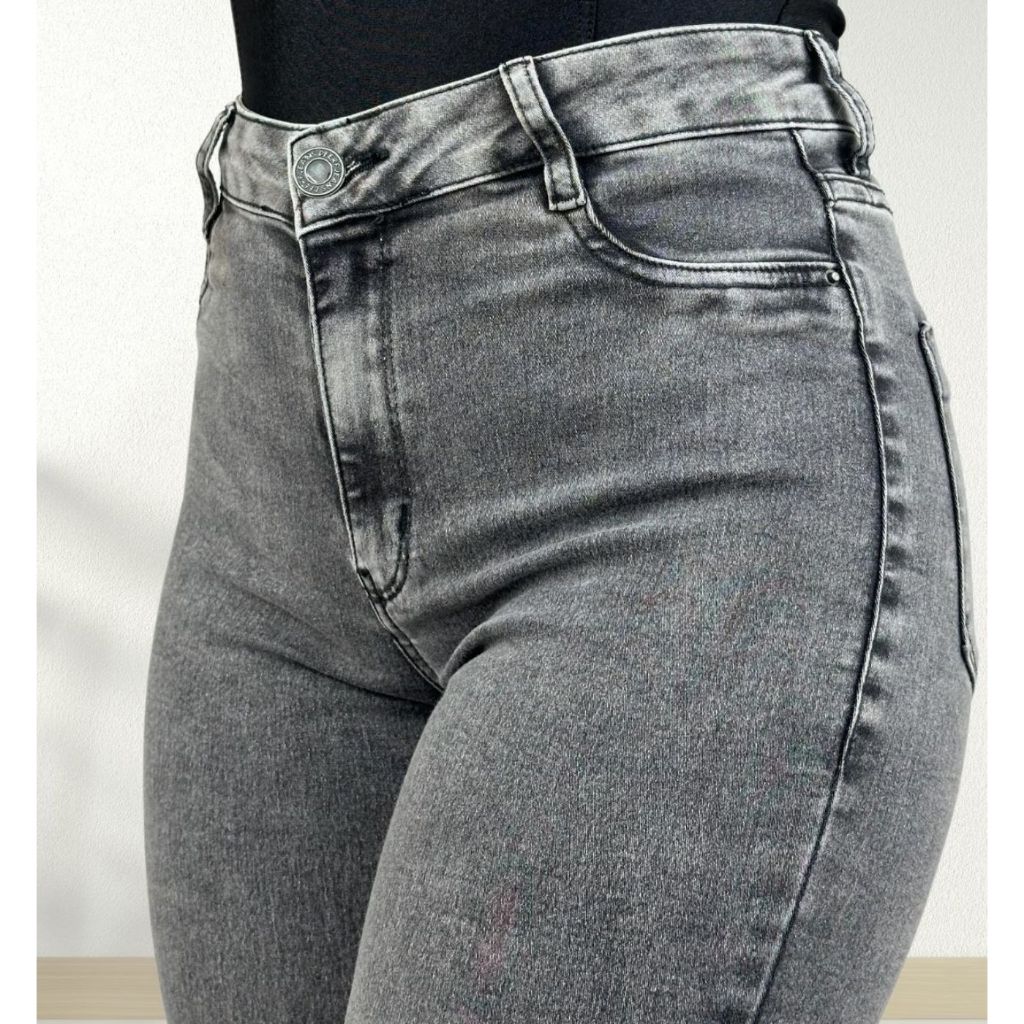 Calça Jeans Preta Marmorizada Feminina Skinny Cós Alto Cintura Alta muita Lycra Modeladora
