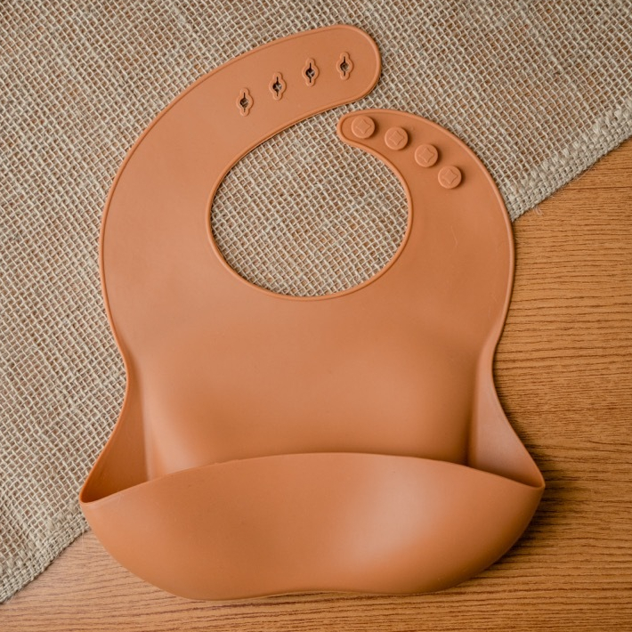 Babador Silicone Infantil Pega Migalhas com Bandana Impermeável Para Bebê | Bloo Baby em Oferta na Shopee