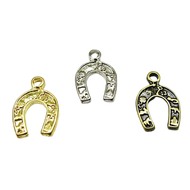 Pingentes Ferradura Trabalhadas M - 2 unidades em Oferta na Shopee