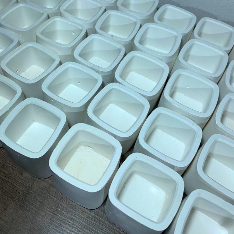 Vaso de gesso 5x5cm para lembrancinha