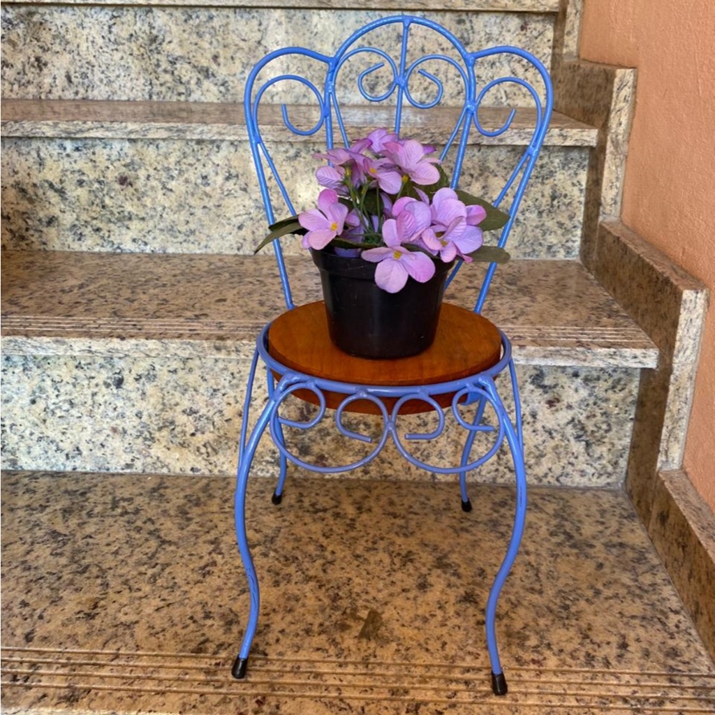 Assento Infantil Cadeira Em Madeira Porta Plantas E Ferro Peças Coloridas
